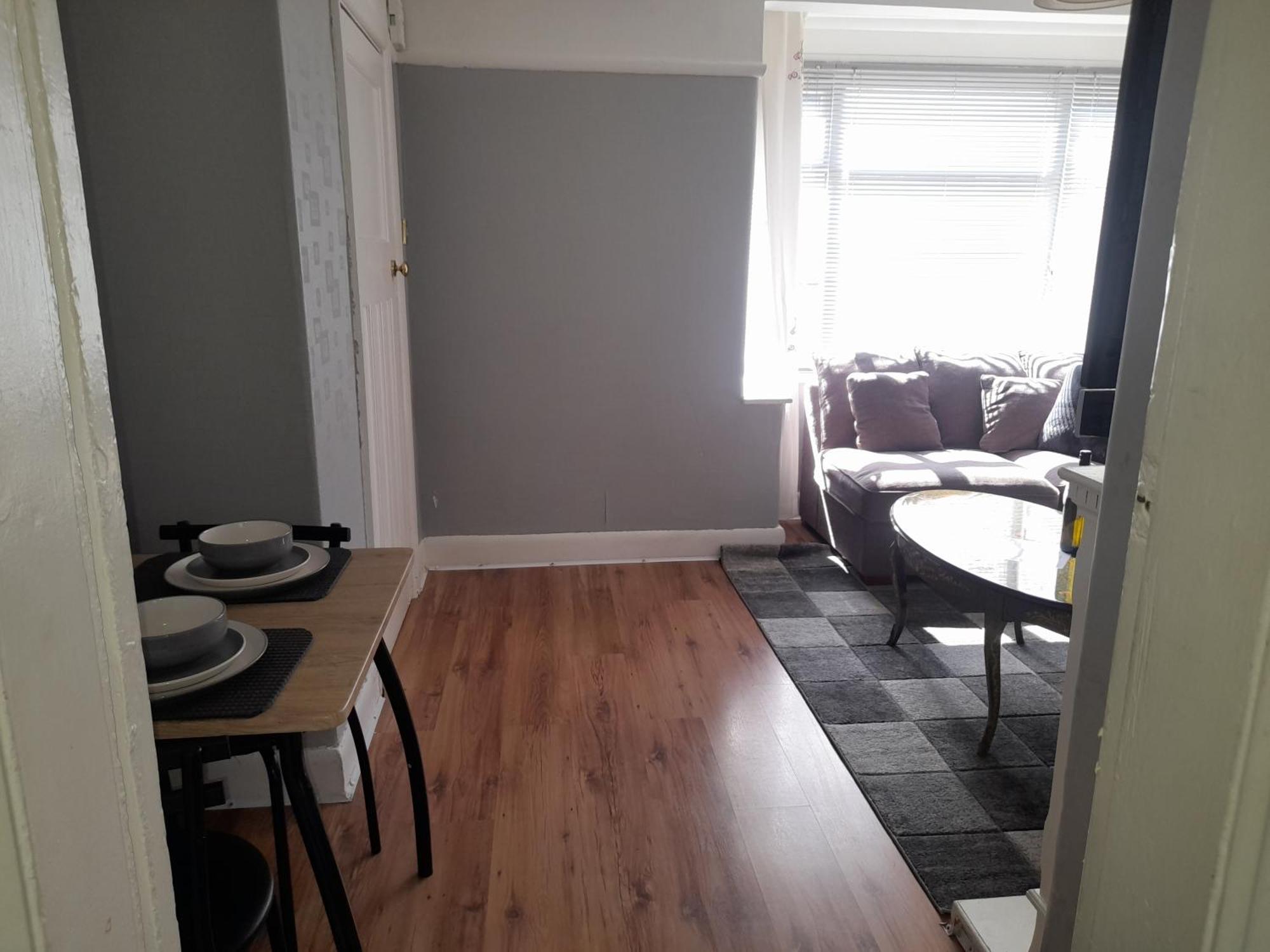 Вілла Bright 4-Bed House 15 Min To Manchester Centre Екстер'єр фото